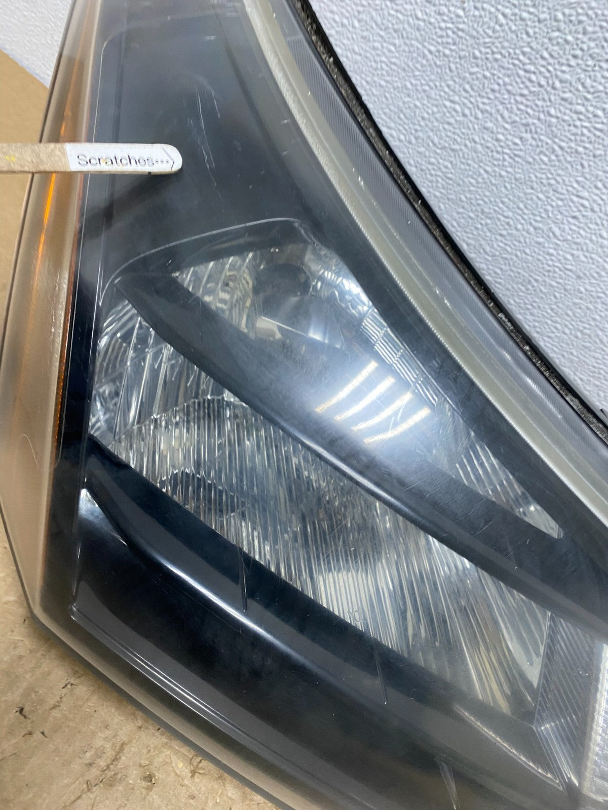 2008 2009 2010 2011 Ford Focus Left+Right Headlights Halogen AC1494 DW4