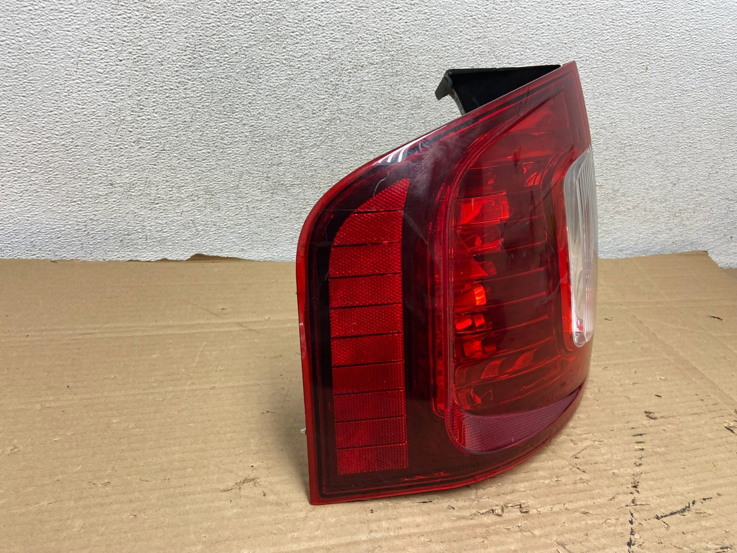 2011 to 2014 Ford Edge Sport Smoked Left Driver Lh Side Tail light AG9071 LK1