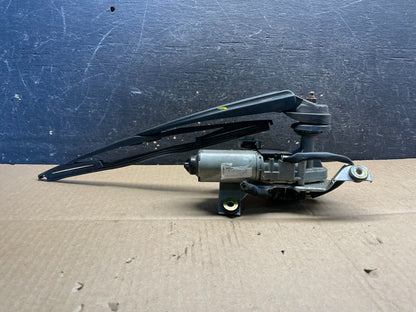 1999 to 2005 Saab 9-5 Wagon Rear Windshield Wiper Motor U2095 PS3