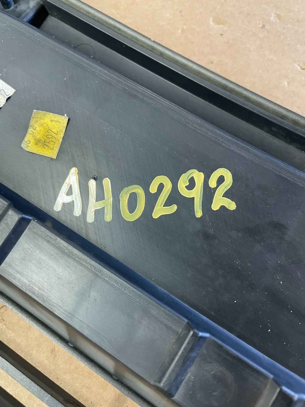 2008 2009 2010 2011 2012 Jeep Liberty Front Upper Grill Grille AH0292 DG5