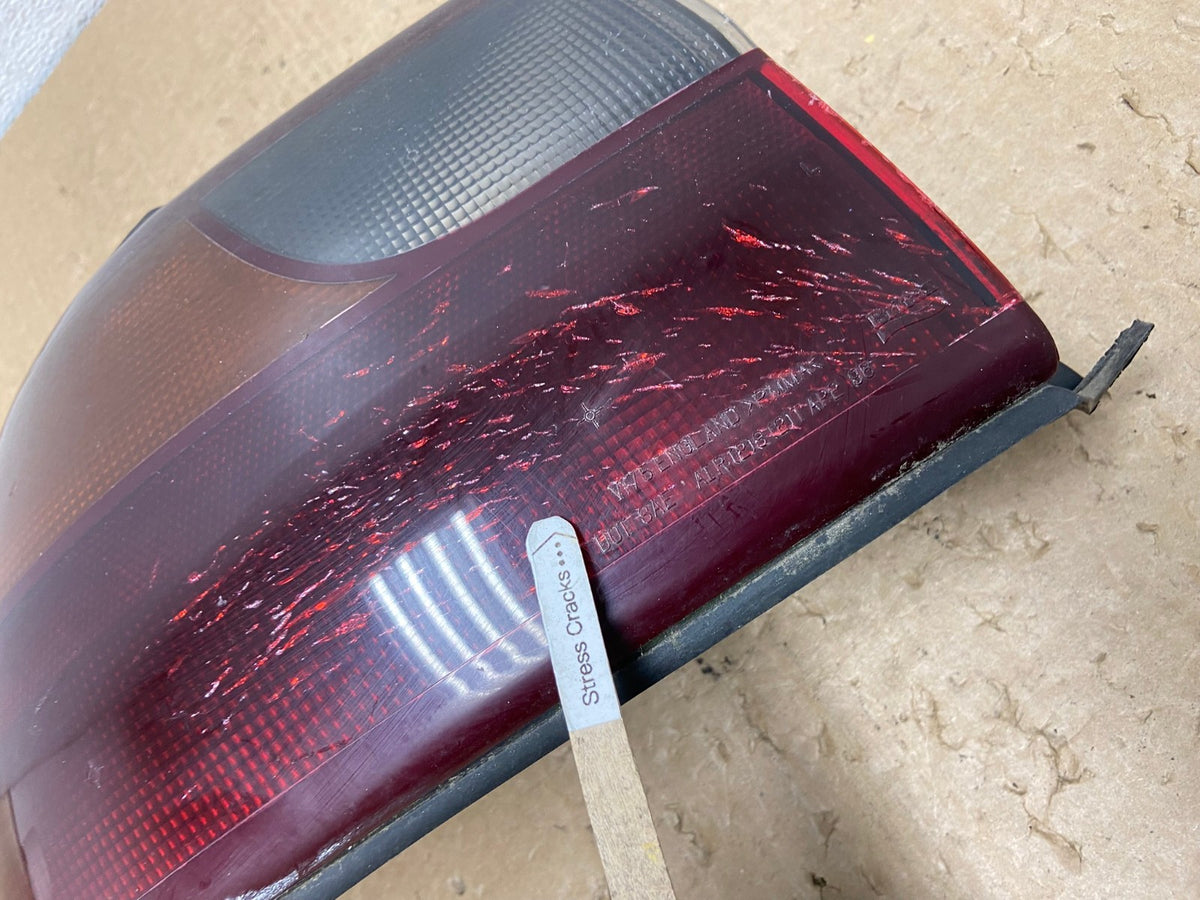 1997 to 2003 Chevrolet Malibu Left Driver LH Side Tail Light AF8130 LK4