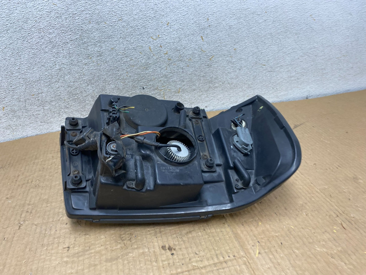 2002 to 2009 Gmc Envoy Left Driver Lh Side Headlight Halogen AI8189 DW6