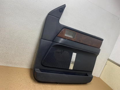 2007-2014 Lincoln Navigator Right Passenger Front Door Panel OEM S0849 DG2