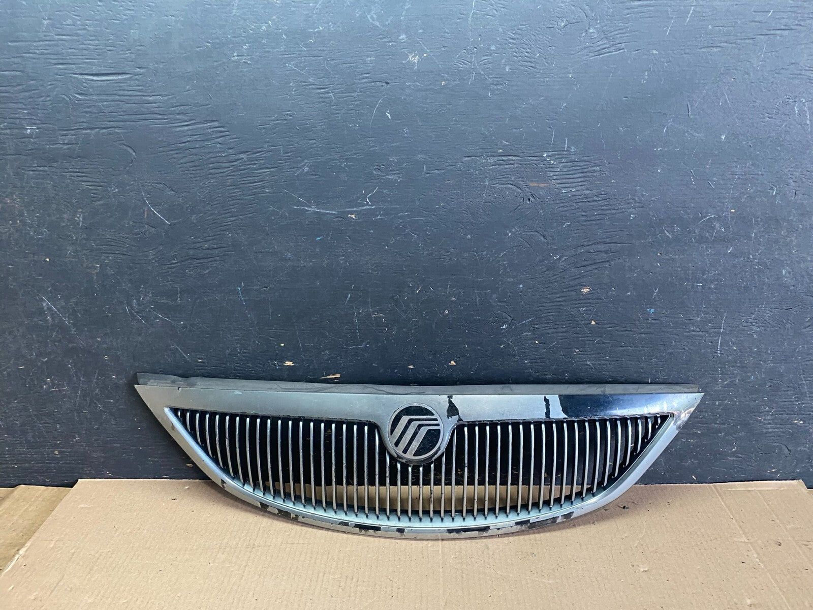 1998 1999 2000 Mercury Mystique Front Upper Grill Grille OEM O7815 DG0