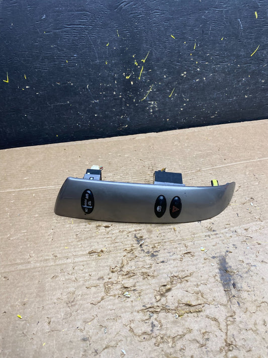 2004 to 2010 Toyota Sienna Left Side Climate Switches Bezel Trim OEM X1414 DG0