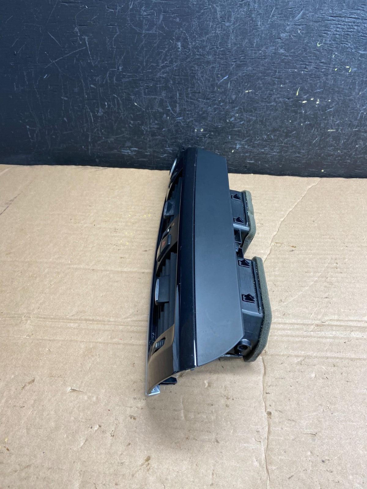2011- 2017 BMW X3 F25 Center Dash Trim Molding w/ Air Vents AF1929 DG2