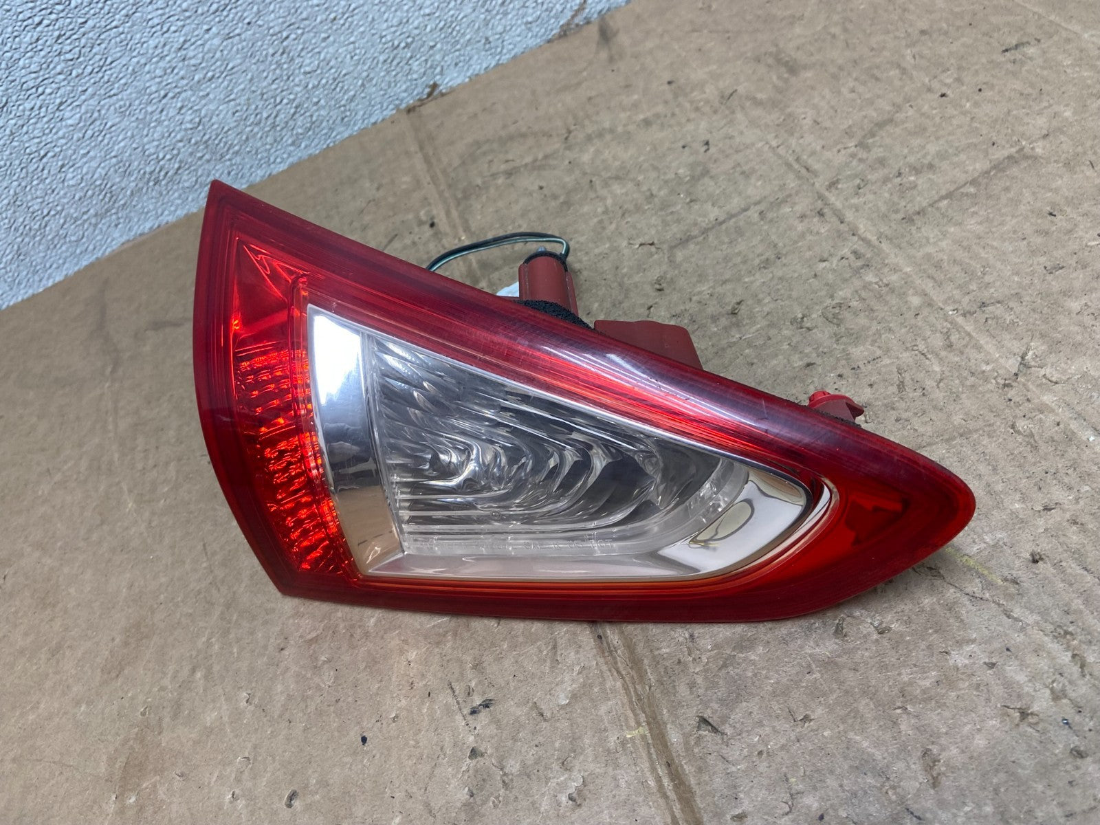 2008-2012 Infiniti Ex35 Inner Left Driver LH Side Tail Light OEM AA2586 GD1