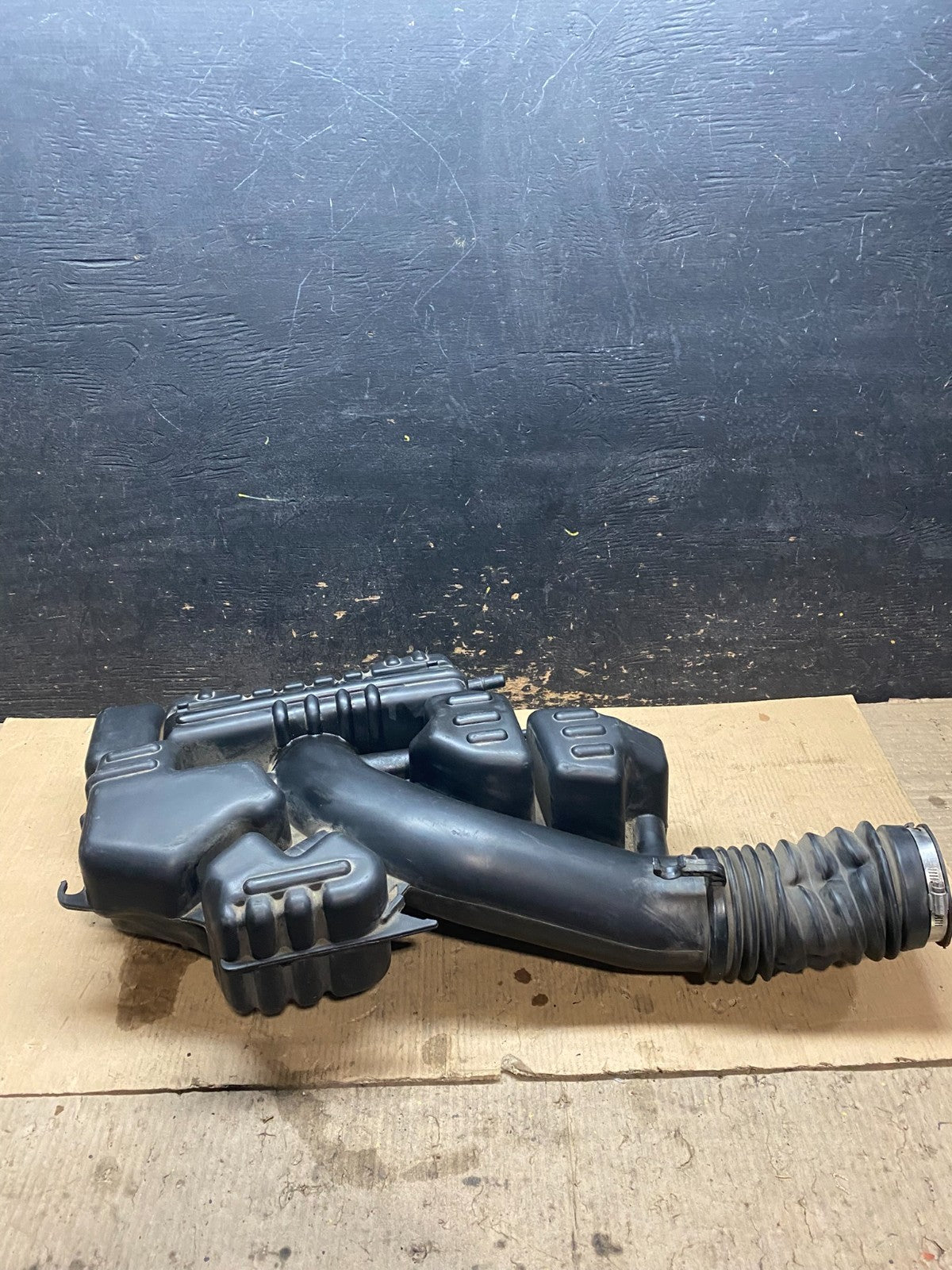 2014-16 Ford Super Duty 6.2L V8 Air Filter To Throttle Body Intake Tube X3174 DG0