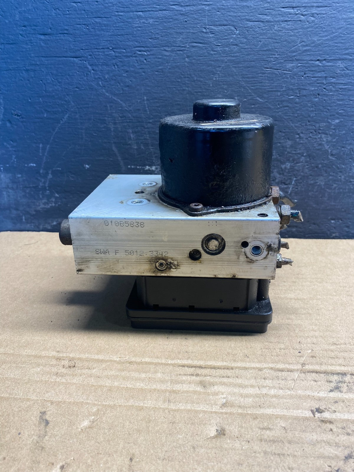 2005 2006 Ford Expedition ABS Anti Lock Brake Pump Module Oem AC4483 DG3