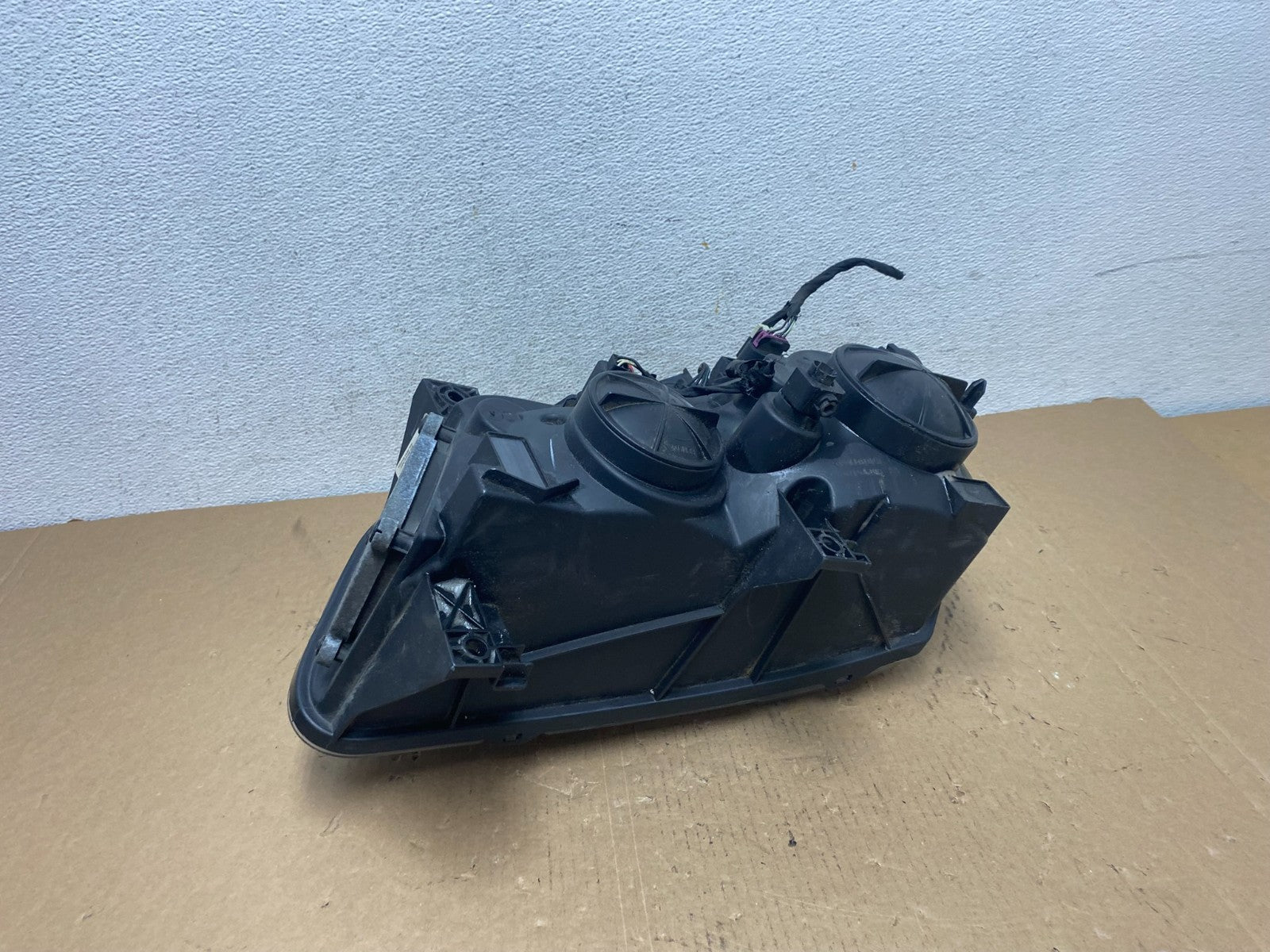 2011 to 2014 Dodge Charger Left Driver LH Side Xenon Headlight AD8008 DW5