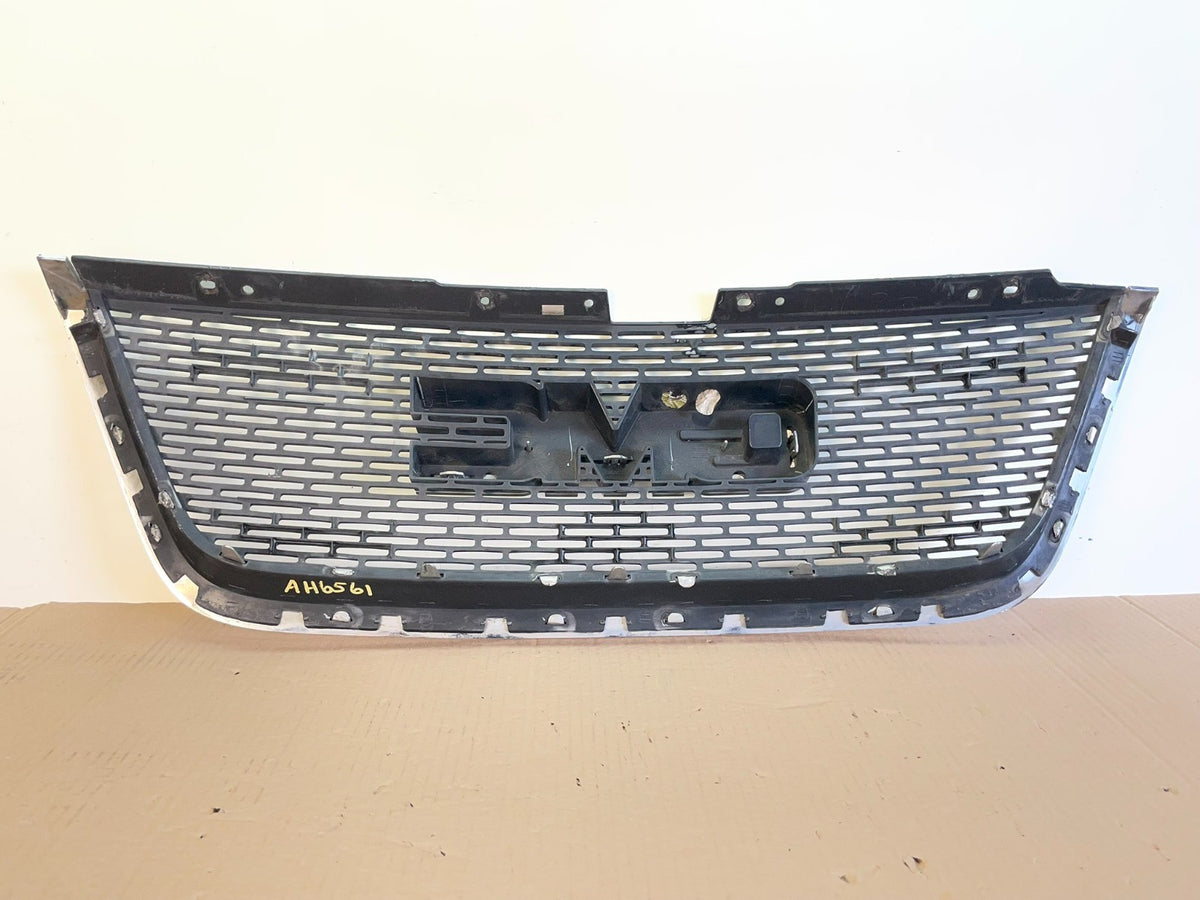 2007 to 2012 GMC Acadia Front Upper Grill Grille AH6561 DG3