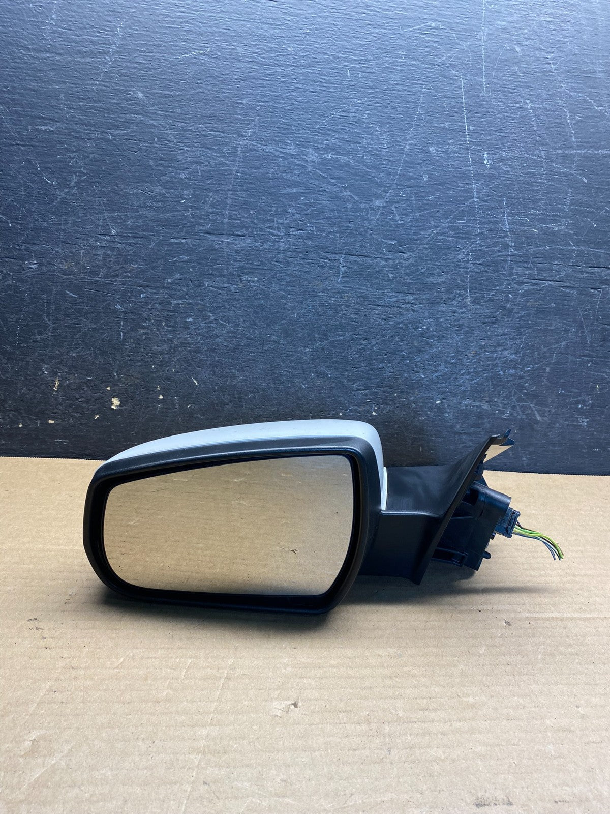 2013 2014 2015 Chevrolet Malibu Left Driver View Door Mirror AI0042 DW7