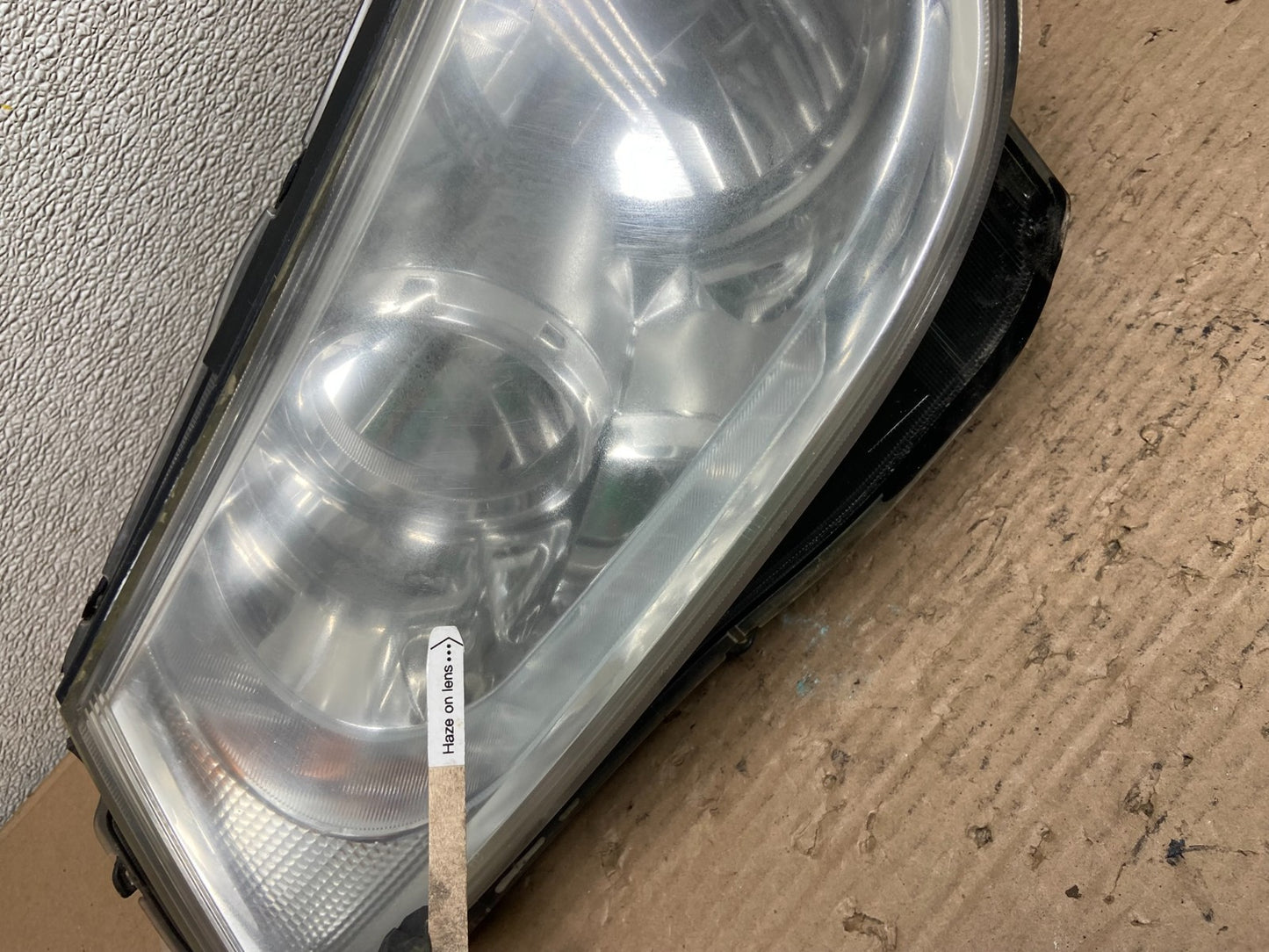 2010 to 2013 Buick Lacrosse Left Driver LH Halogen Headlight Oem AA9534 DW4
