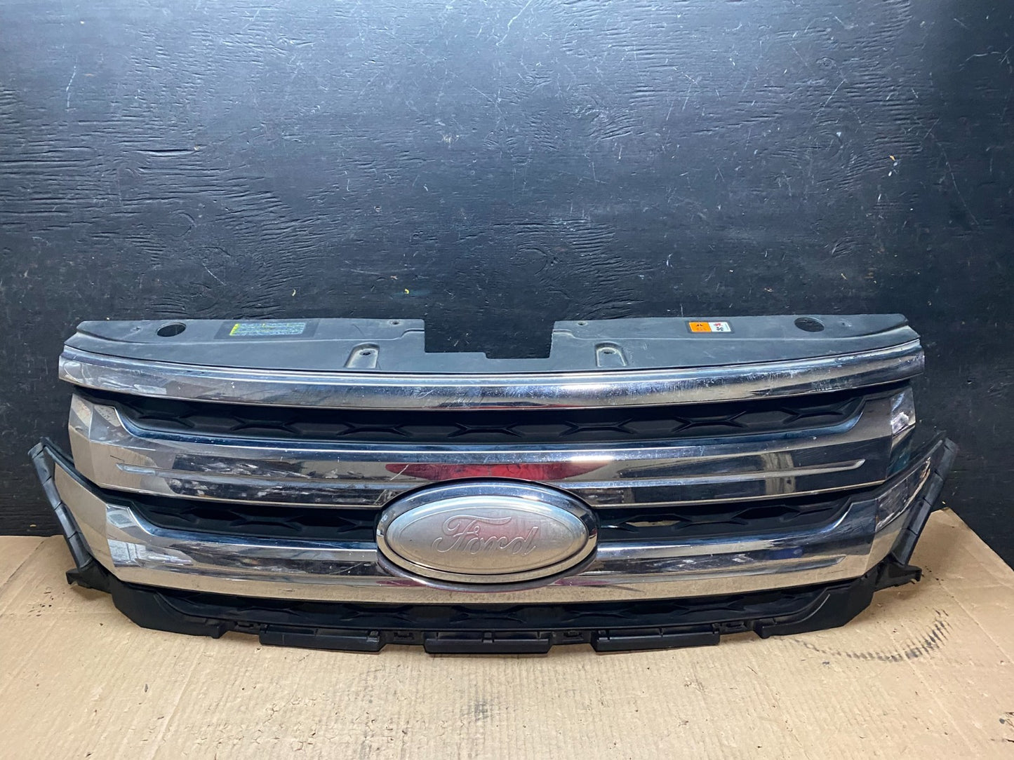2011 2012 2013 Ford Edge Front Upper Chrome Grille Grill U6422 DG0