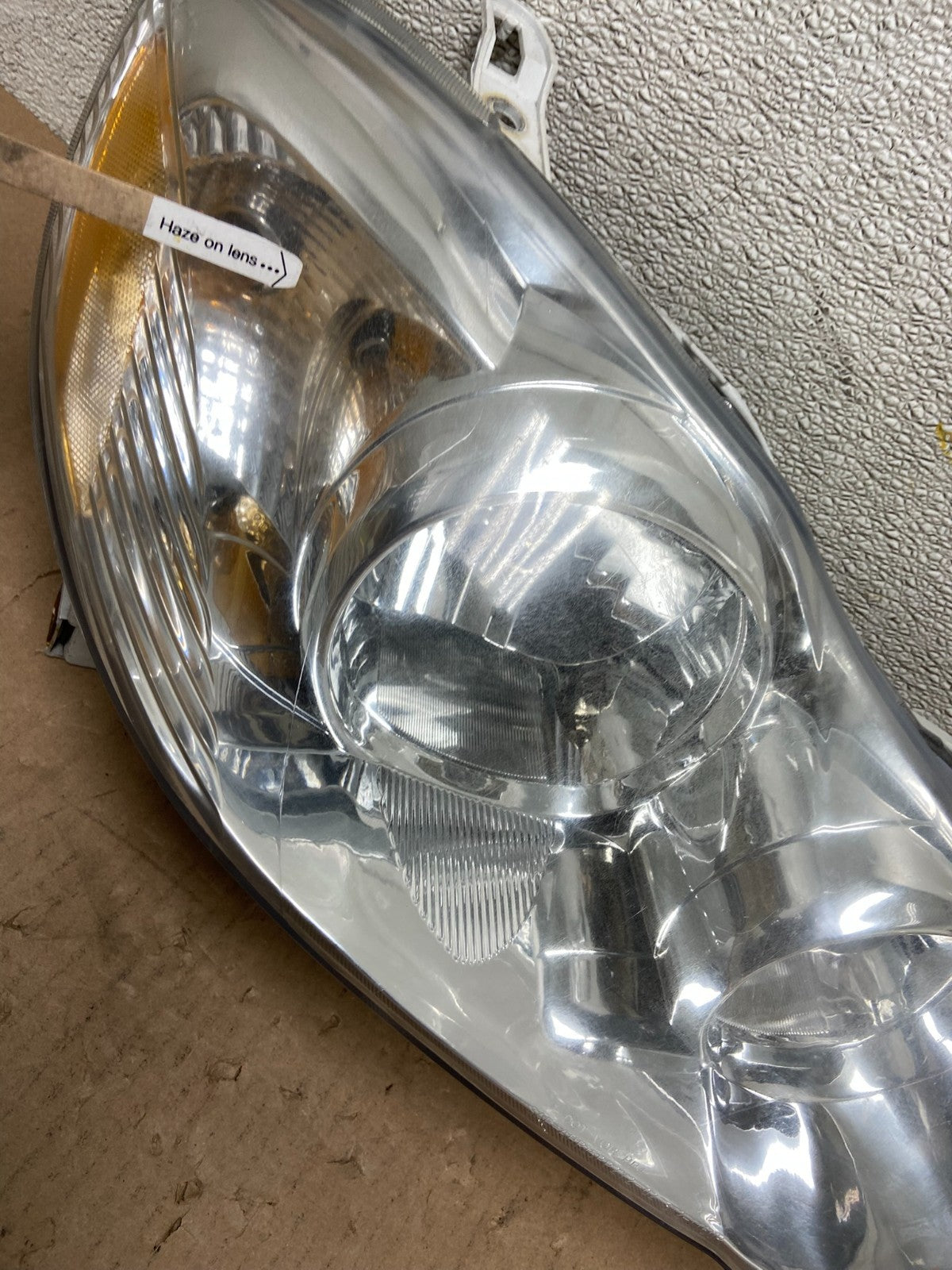 2005 to 2008 Toyota Corolla Right Passenger RH side Headlight AB5944 DW4