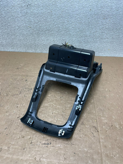 2008 2010 Saturn Vue Center Climate Control Shifter Bezel Trim OEM v5076 DG4