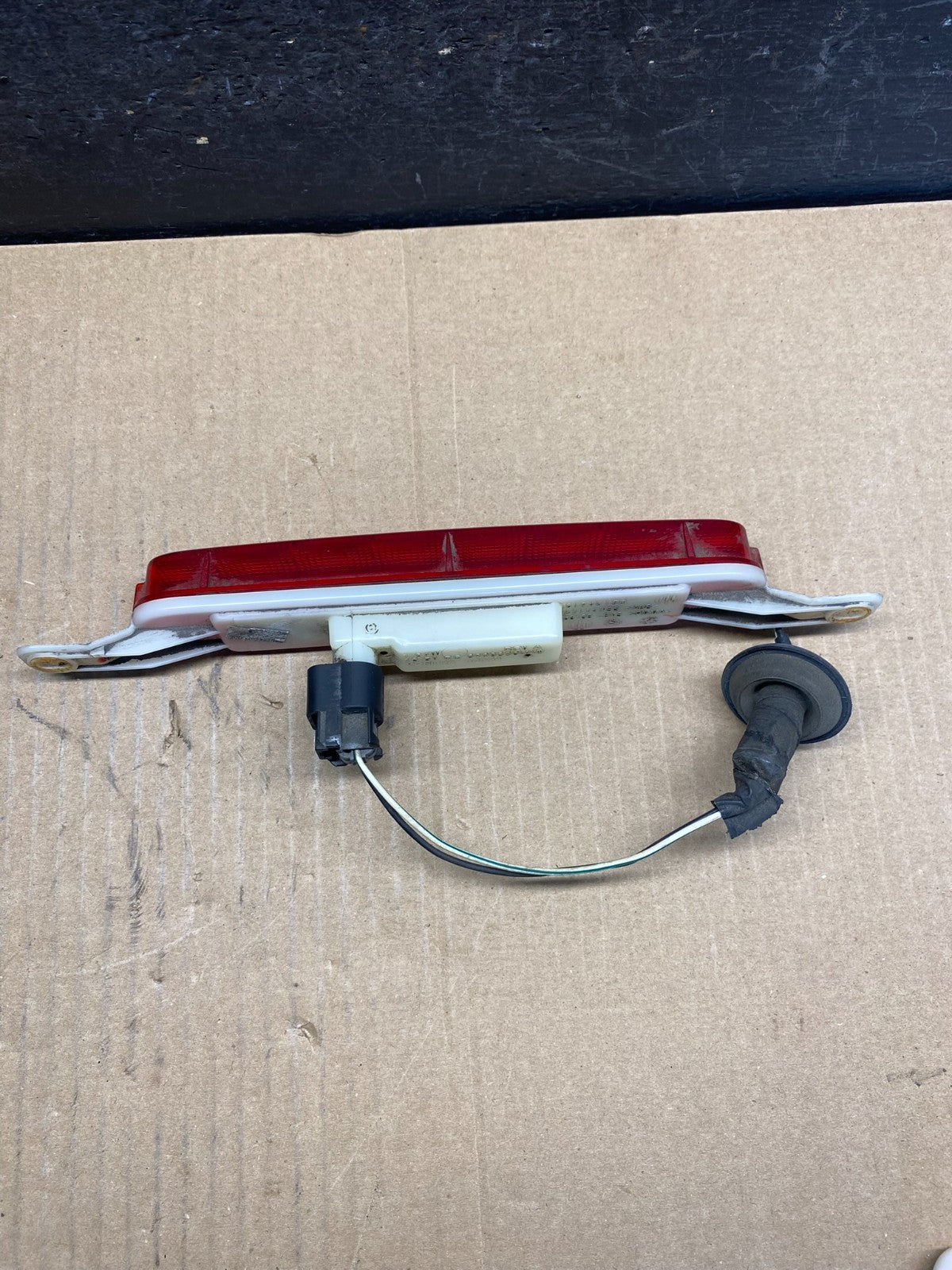 2011-2019 Chrysler Dodge Grand Caravan Stop 3rd Brake Tail light High AH1762 DG3