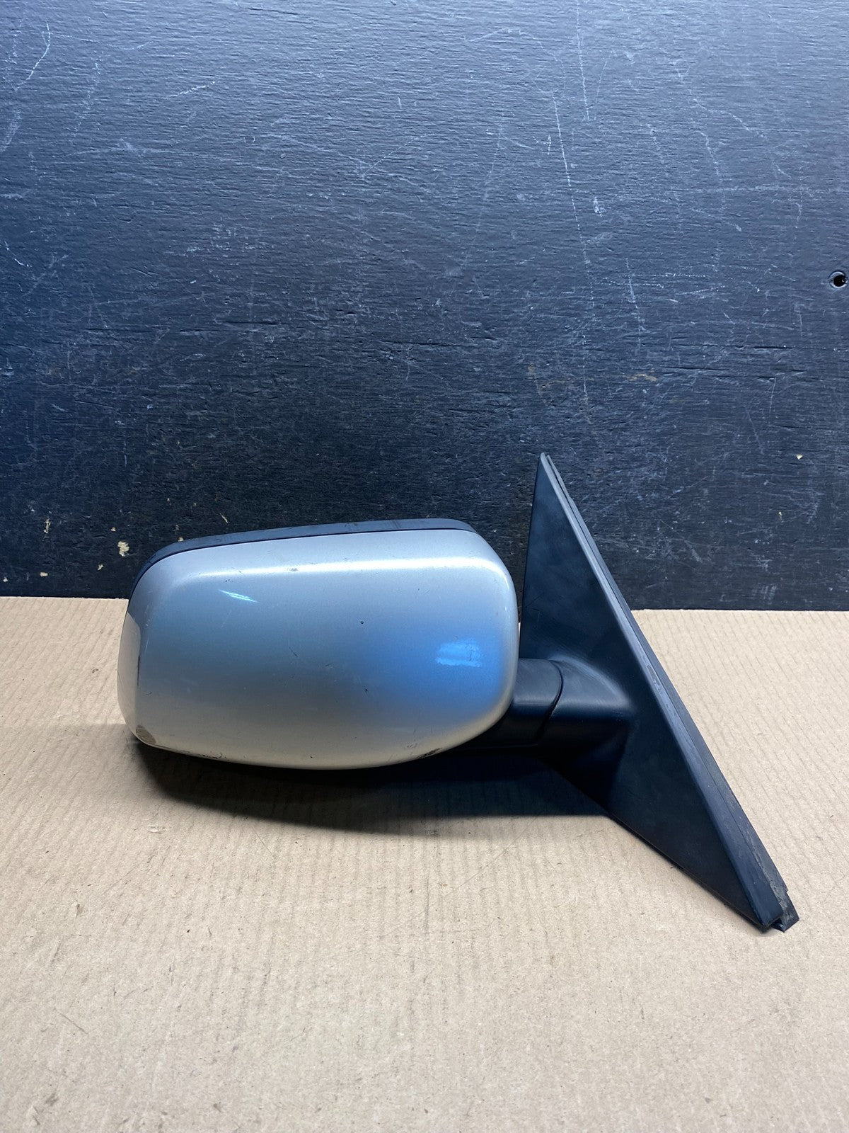 2004 - 2006 BMW 5-Series 525i 530i Right Passenger Door View Mirror ai7145 DG0