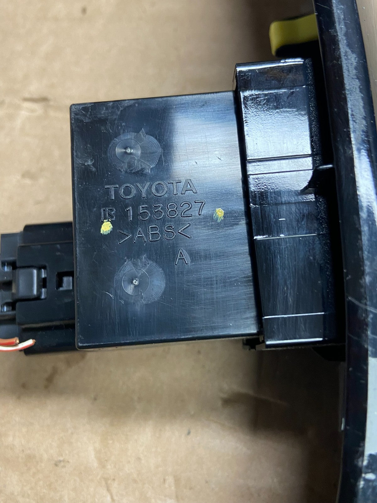 2004 to 2010 Toyota Sienna Right Side Radio Switches Bezel Trim af2006 DG5