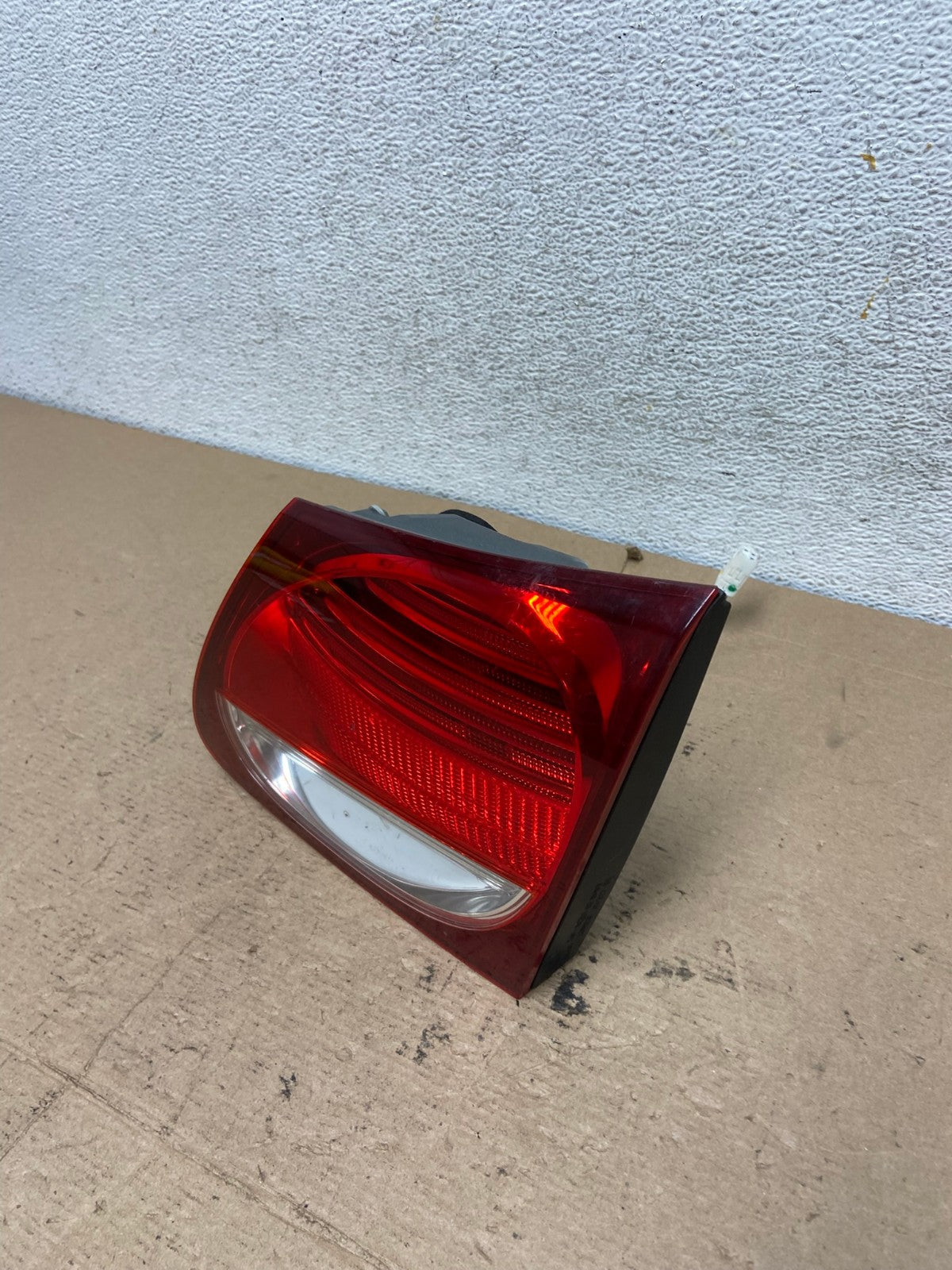 2006-2011 Lexus GS350 GS430 GS450H Right Passenger Inner Tail Light AF4816 LK1