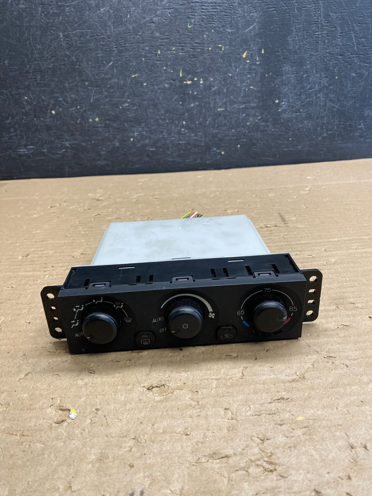 2001 to 2006 Mitsubishi Montero Climate Control Hvac A/C Heater ag6462 DG0