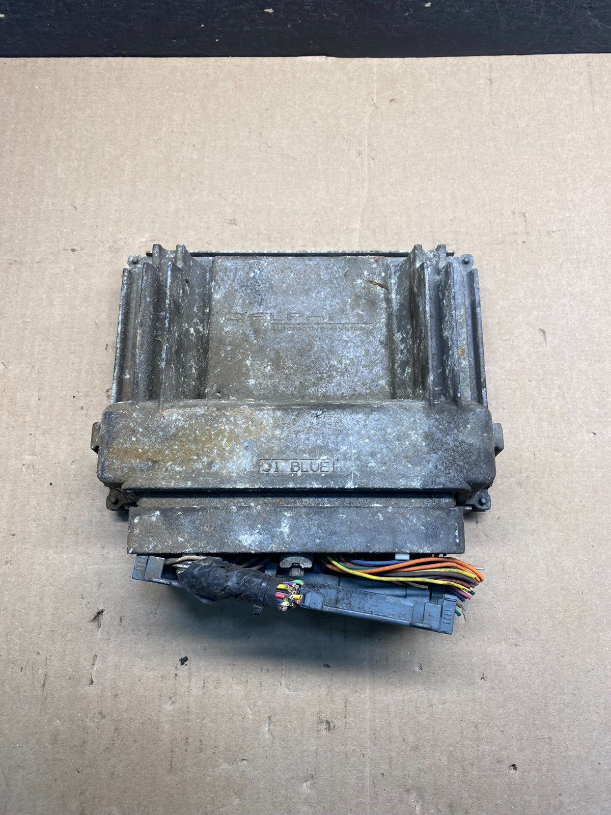 2001-2002 Silverado Tahoe Engine Computer Module 12200411 ECM ECU AG5969 DG1