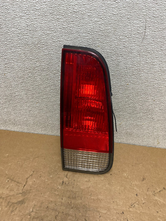2003 2004 2005 Lincoln Aviator Left Driver Lh Inner Tail Light Side OEM V5843 DW0
