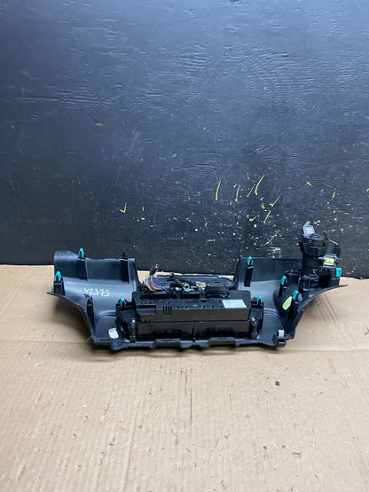 2020 to 2023 Ford Explorer Radio Climate Control Panel Trim y2373 DG6