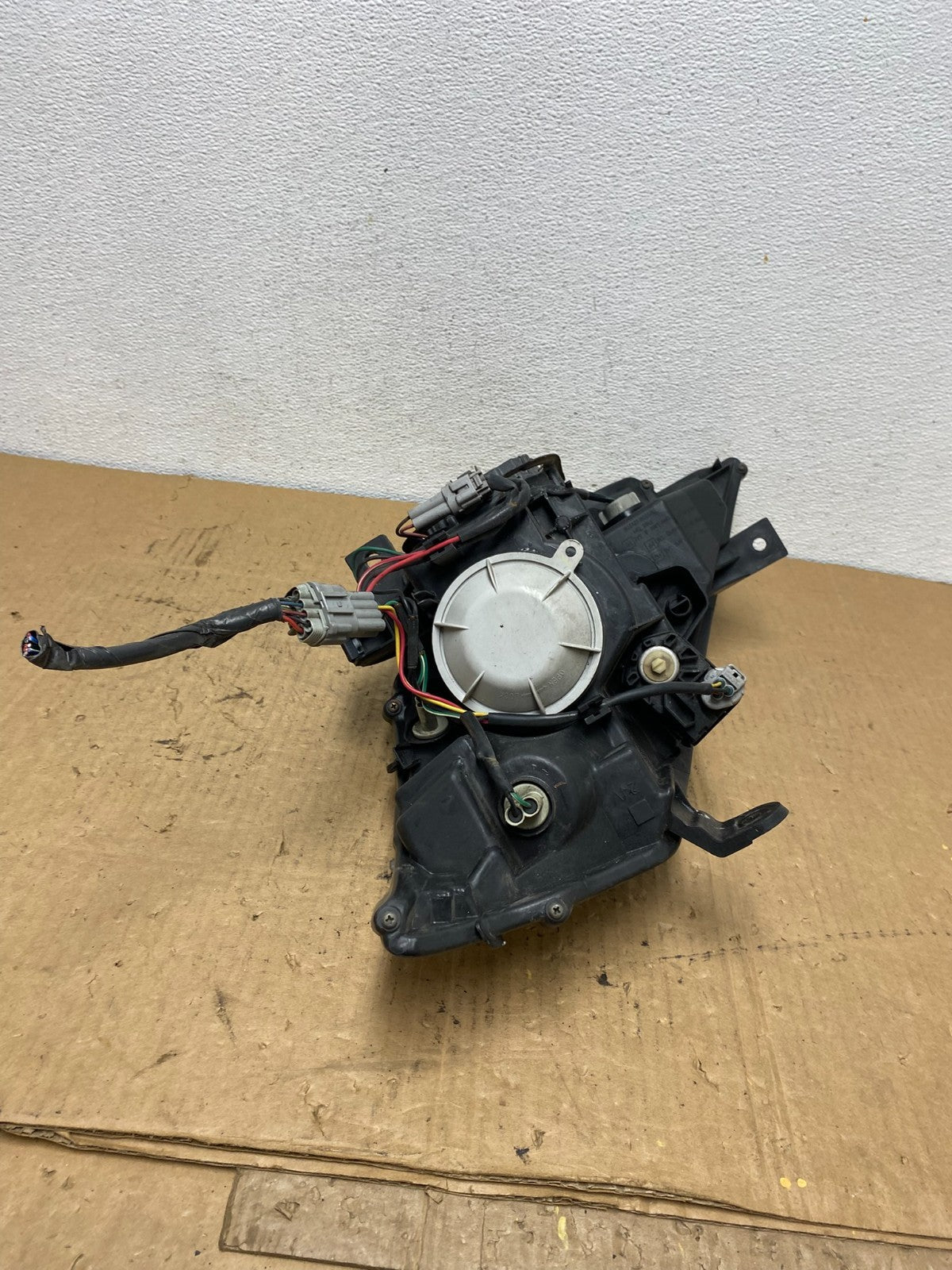 2003 to 2007 Nissan Murano Headlight Xenon HID Right Passenger AC8334 DW6