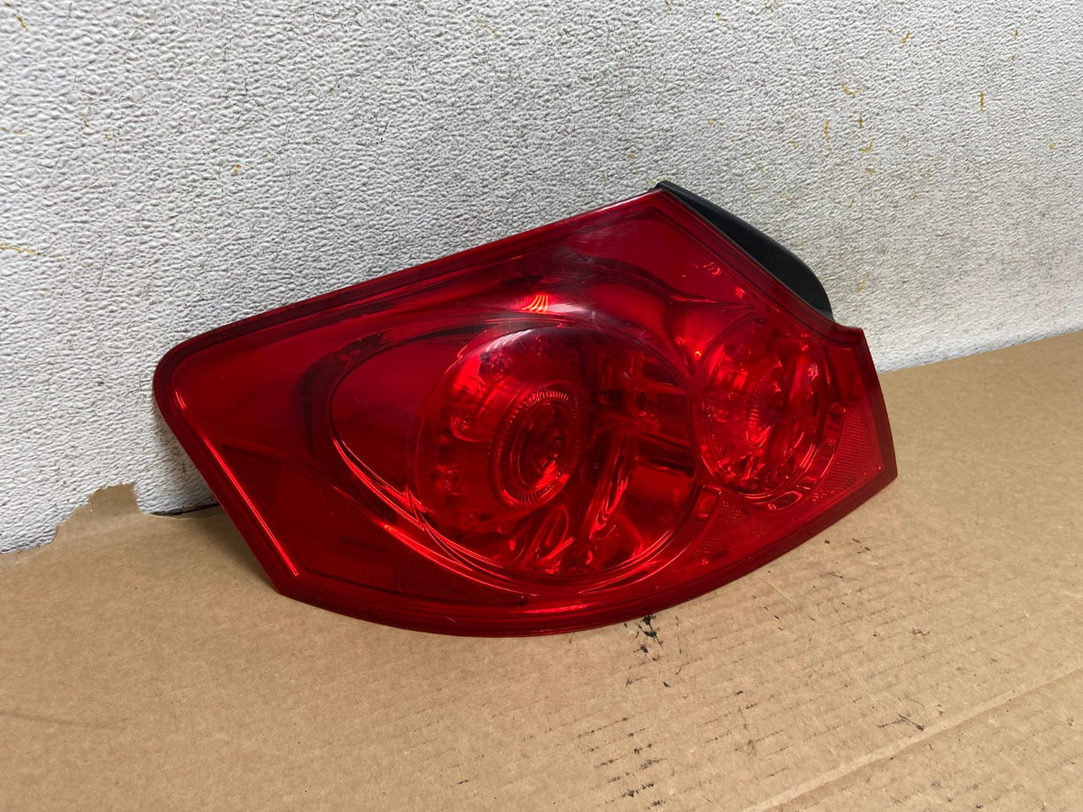 2007 to 2013 Infiniti G35 G37 Sedan Left Driver LH Side Tail Light AH7777 LK1