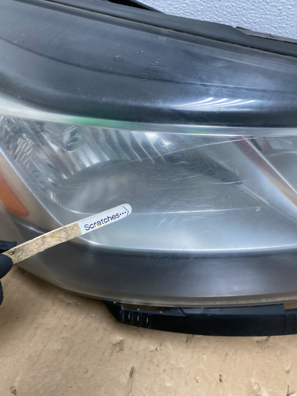 2013-2017 Chevrolet Traverse Right Passenger Side Halogen Headlight AB6847 DW3