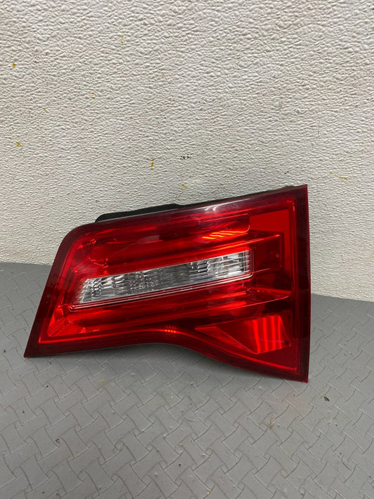 2007 2008 2009 Acura Mdx Right Passenger Rh Side Inner Tail Light Oem A7859 DG10