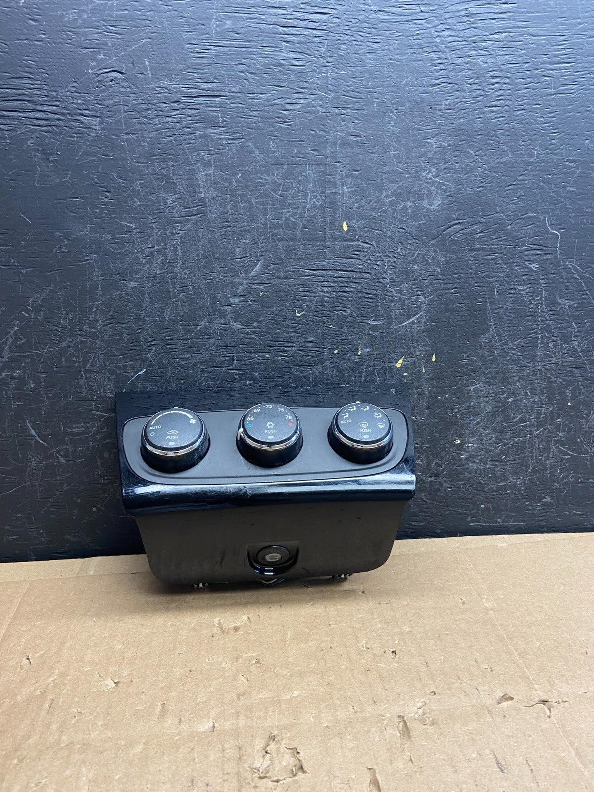 2011-2014 Chrysler 200 Heater AC Climate Switch Temperature Control AD2227 DG0