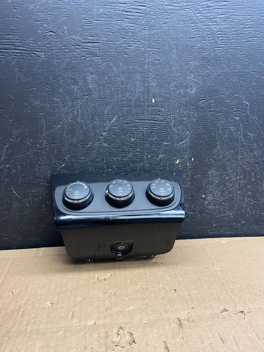 2011-2014 Chrysler 200 Heater AC Climate Switch Temperature Control AD2227 DG0