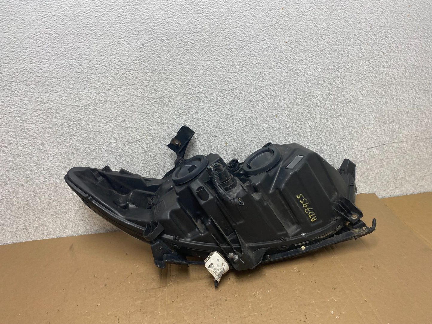 2013 to 2016 Ford Fusion Left Driver Lh Side Headlight AB6654 DW8