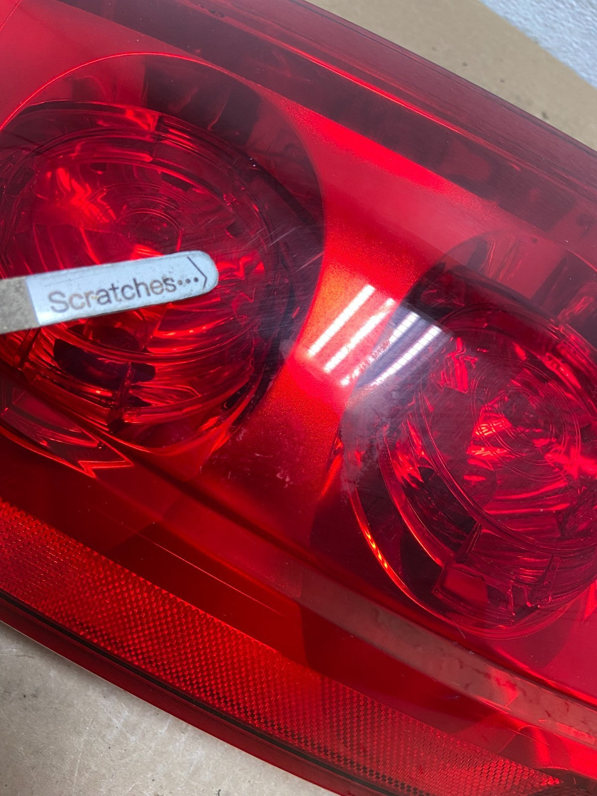 2007 to 2011 GMC Yukon Left Driver LH Side Tail Light AF8366 DW3