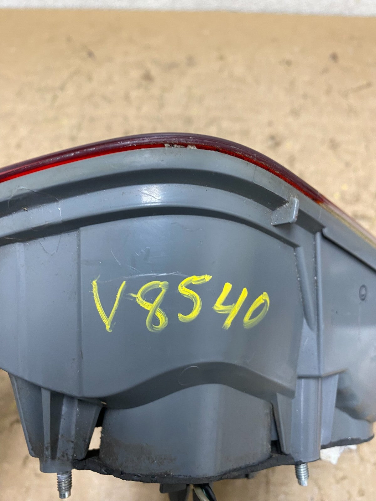 2010 to 2013 Kia Forte Koup Right Passenger RH Inner Tail Light OEM V8540 DW7