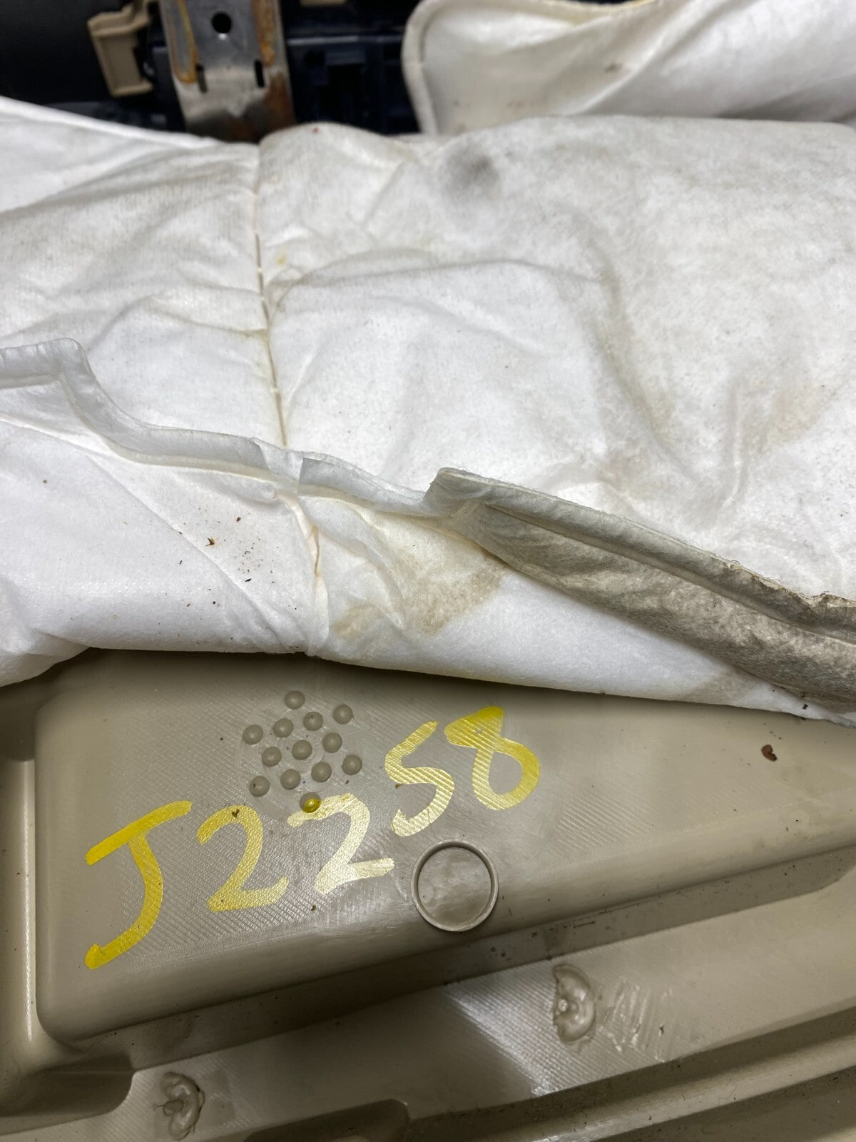 2013 to 2019 Ford Taurus Front Left Driver Side Interior Door Panel OEM j2258 DG10