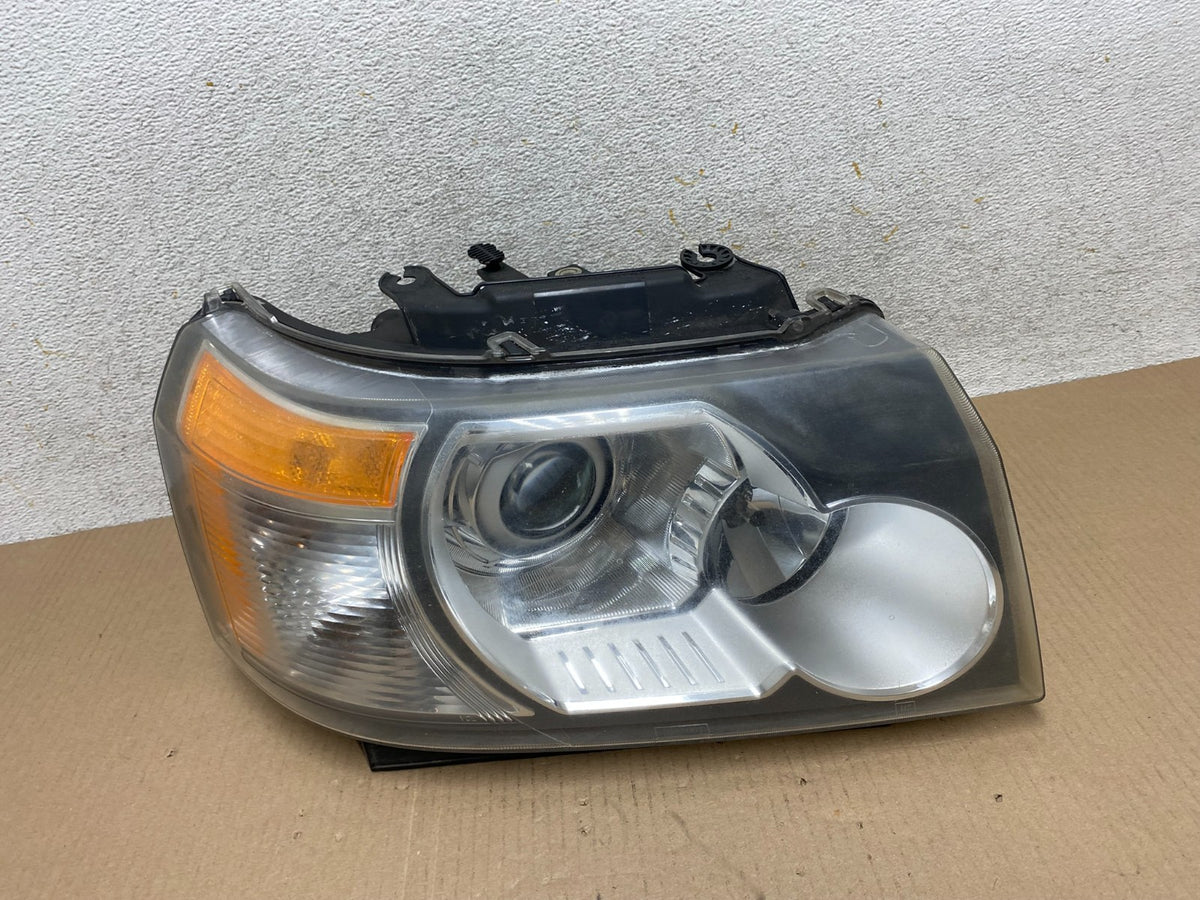 2008-2012 Land Rover LR2 Right Passenger RH Side Xenon Headlight AJ2413 DW0