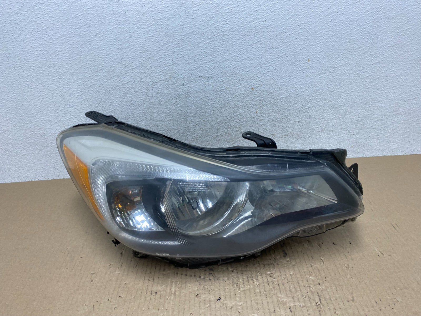 2012-2016 Subaru Impreza Crosstrek Right Passenger Halogen Headlight AE7071 DW0