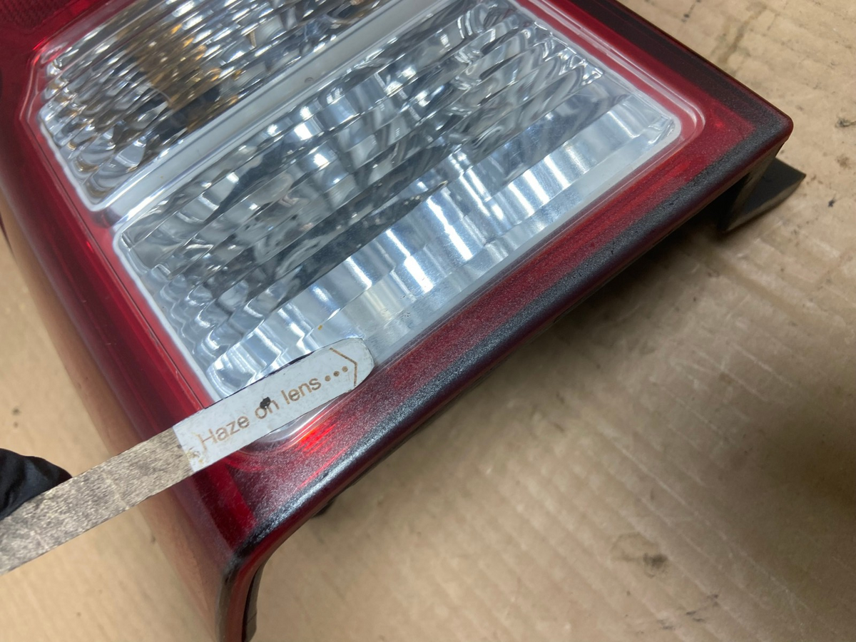 2005 to 2012 Nissan Pathfinder Tail light Left Driver Lh Side AI6973 LK4
