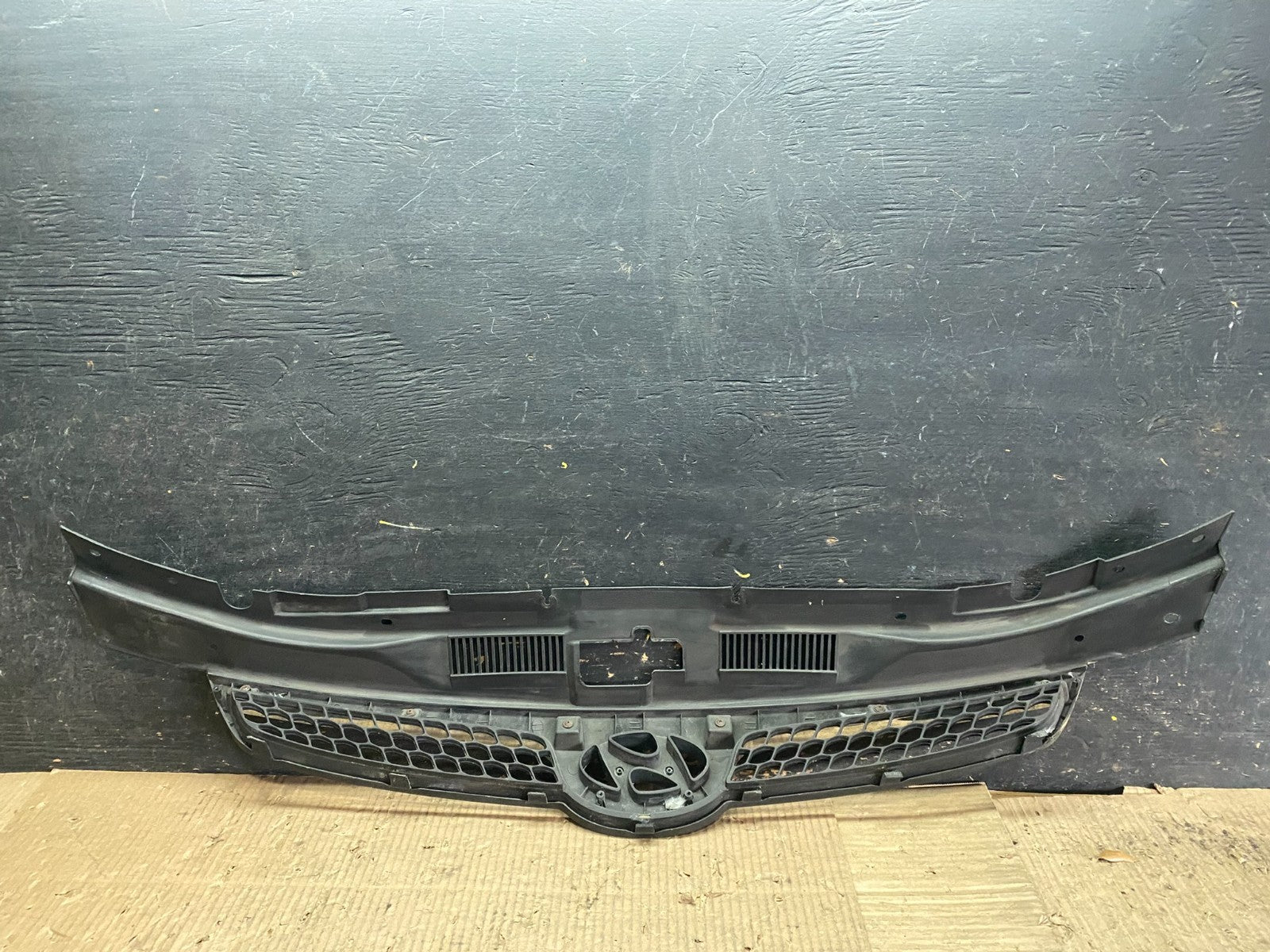 2009-2012 Hyundai Elantra Touring Wagon Front Upper Grill Grille Oem W9875 DG3