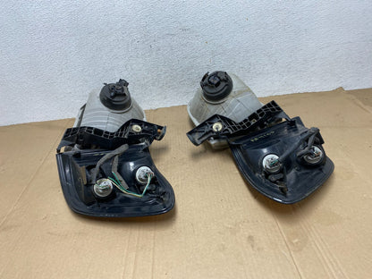 2001-2004 Toyota Sequoia Left+Right Side Halogen Headlights AE9105 DW9