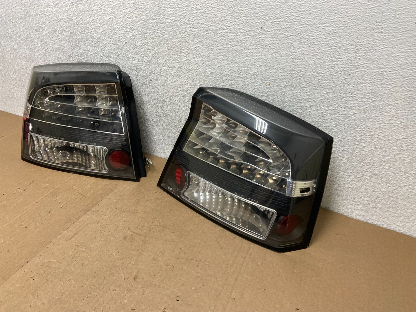 2006 2007 2008 Dodge Charger Left+Right Set LED Tail Lights AC5769 DG1