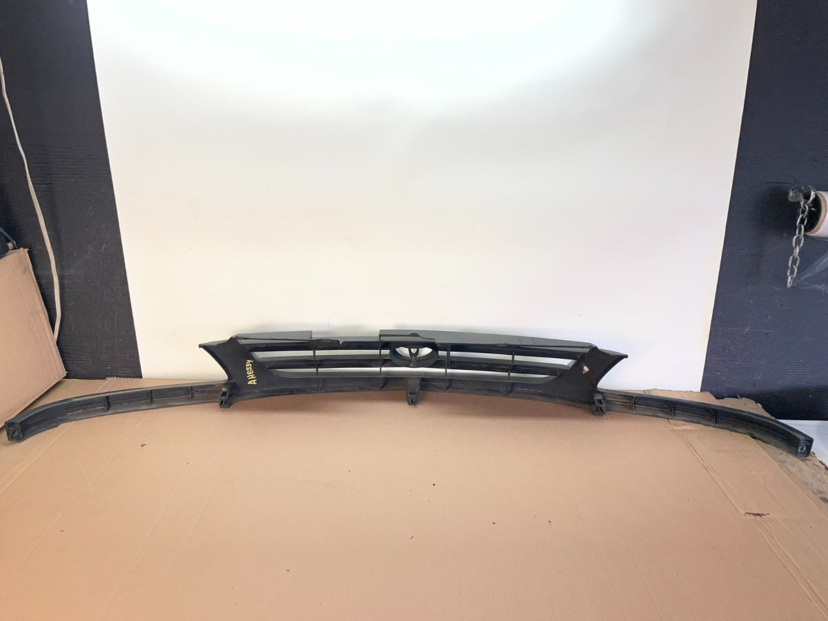 1998 1999 2000 Toyota Sienna Front Upper Mesh Grill Grille AH8554 DG4