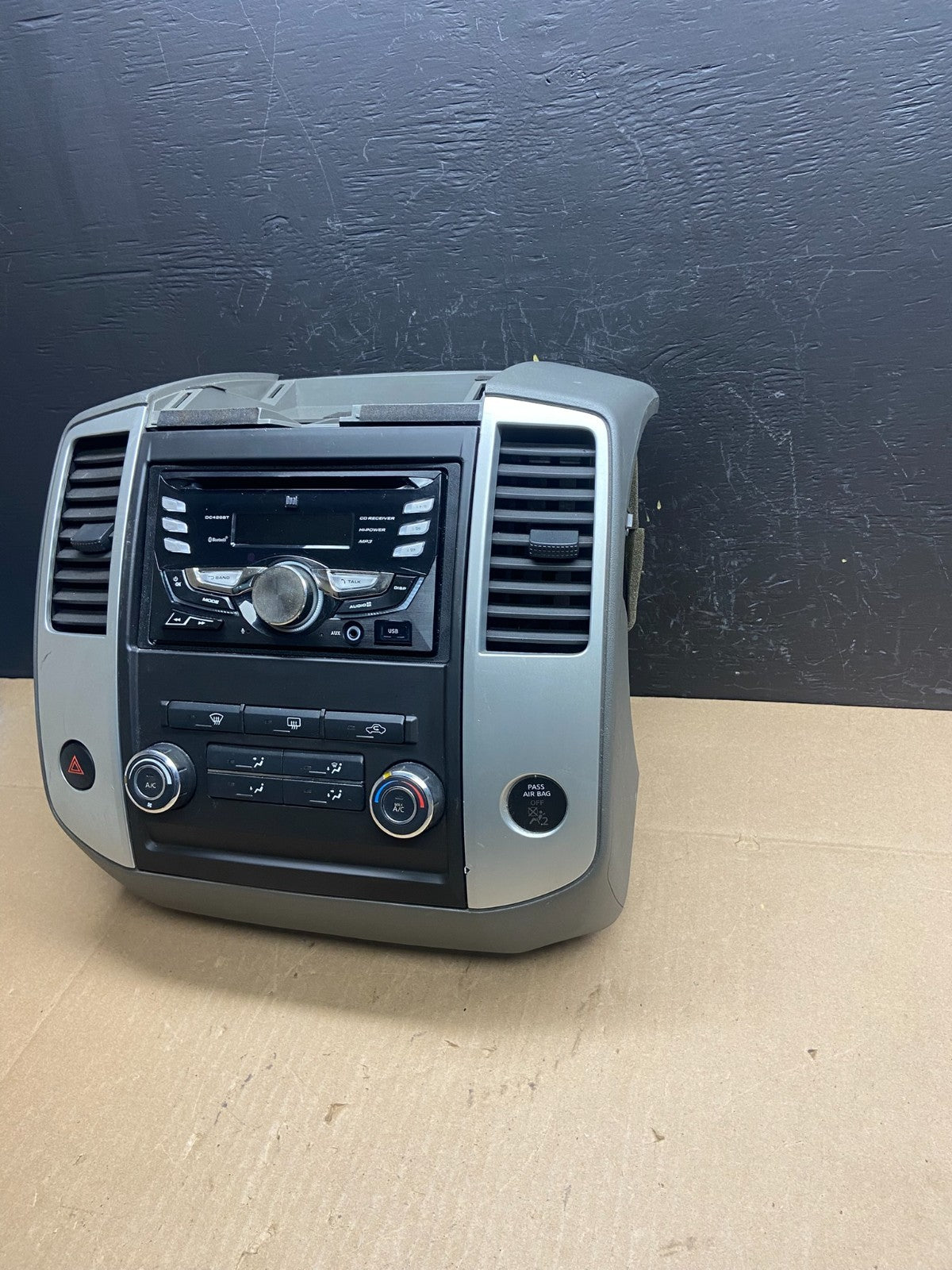 2013-2014 Nissan Xterra Frontier AM FM CD Player Radio Climate Control AB93711