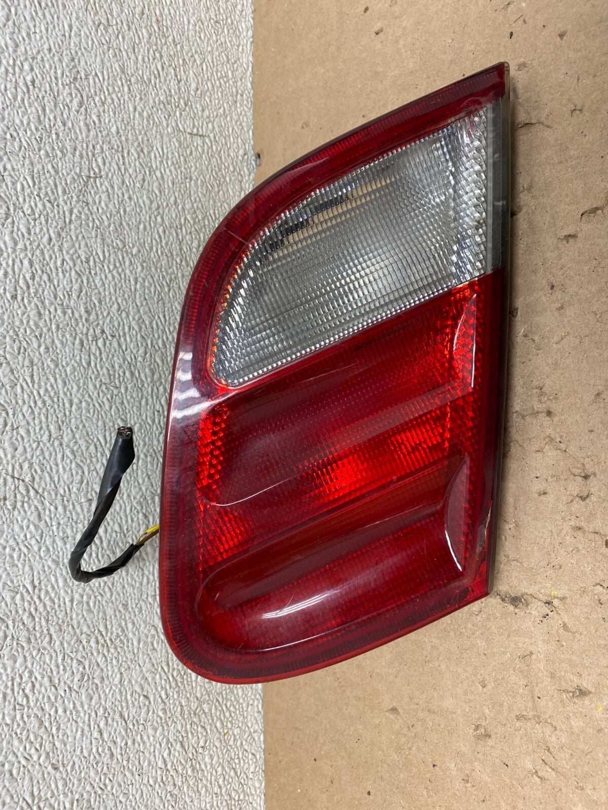 1998-2003 Mercedes Benz CLK Inner Right Passenger Tail Light Lamp E8892 PS0