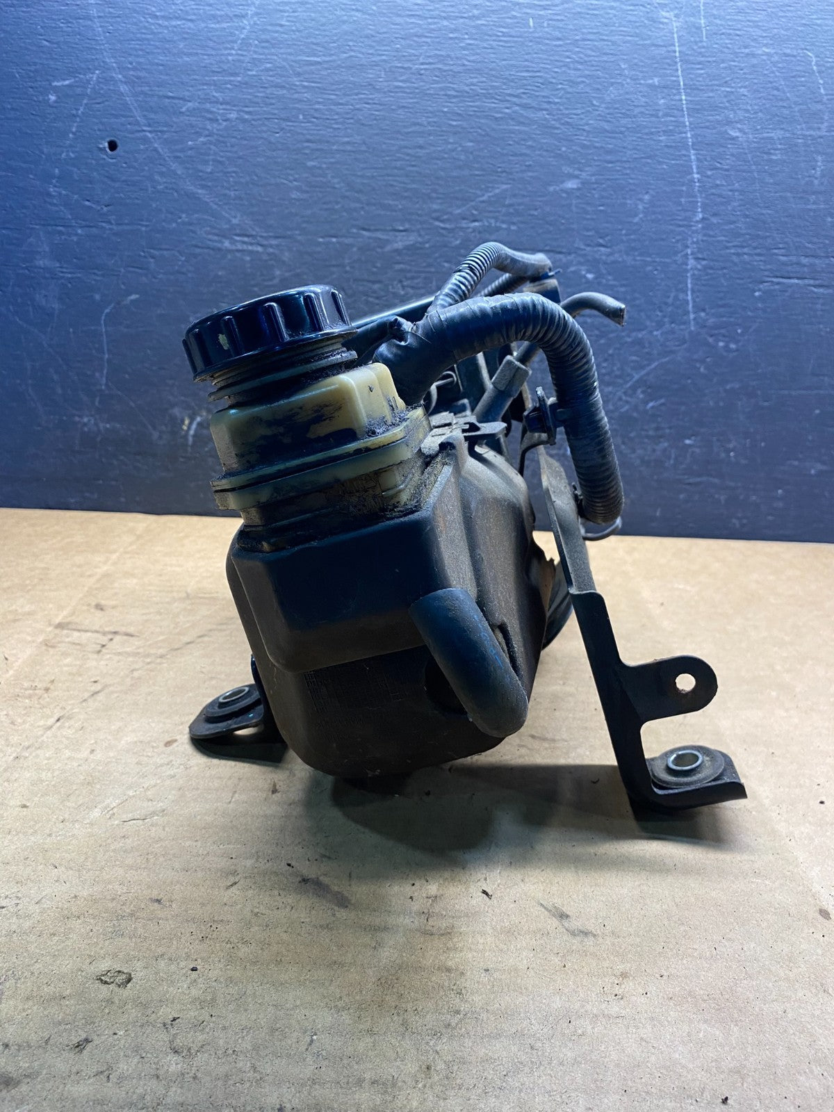 2013 -2016 Nissan Pathfinder Electric Hydraulic Power Steering Pump AD7552 DG2