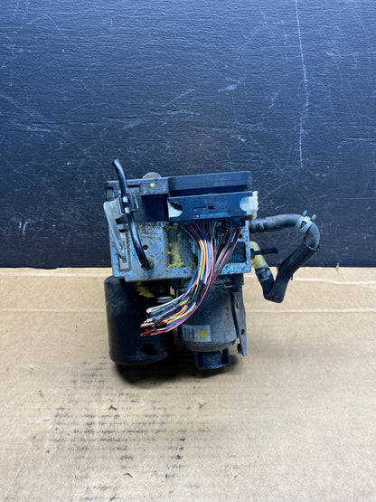2004 - 2009 Toyota Prius ABS Brake Pump Anti Lock Module AD7585 DG4