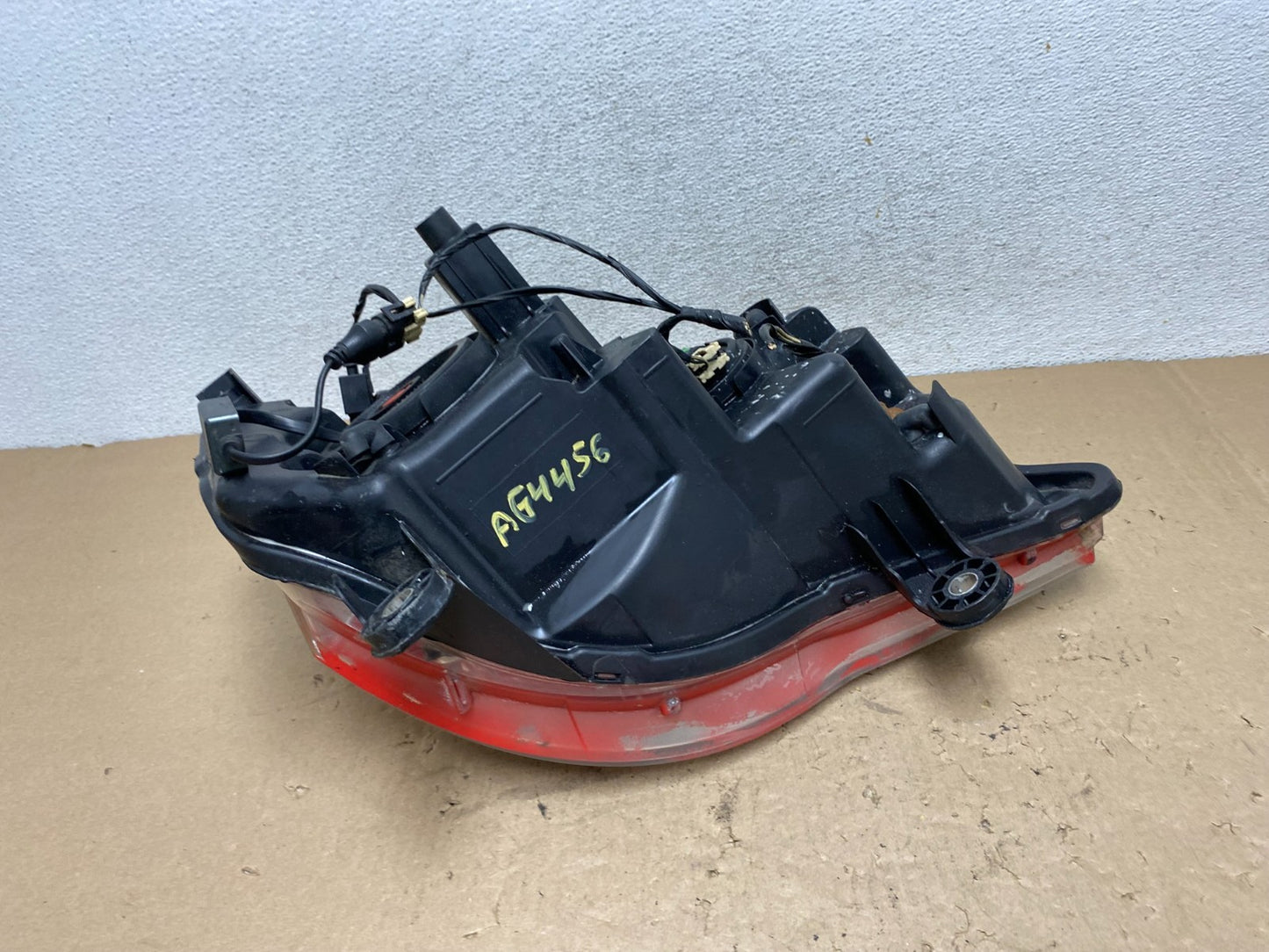 2008 to 2016 Chrysler Town and Country Left Driver Lh Side Headlight AG4456 DW7
